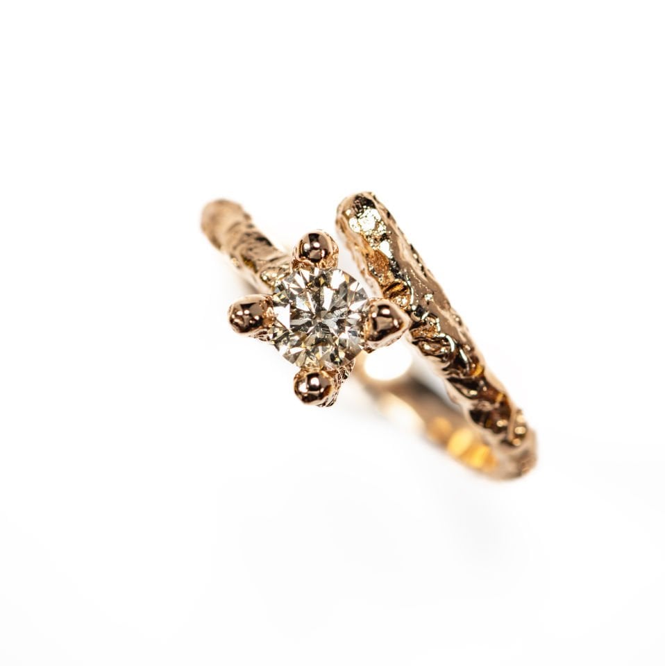 CROWN 0.40 rose gold